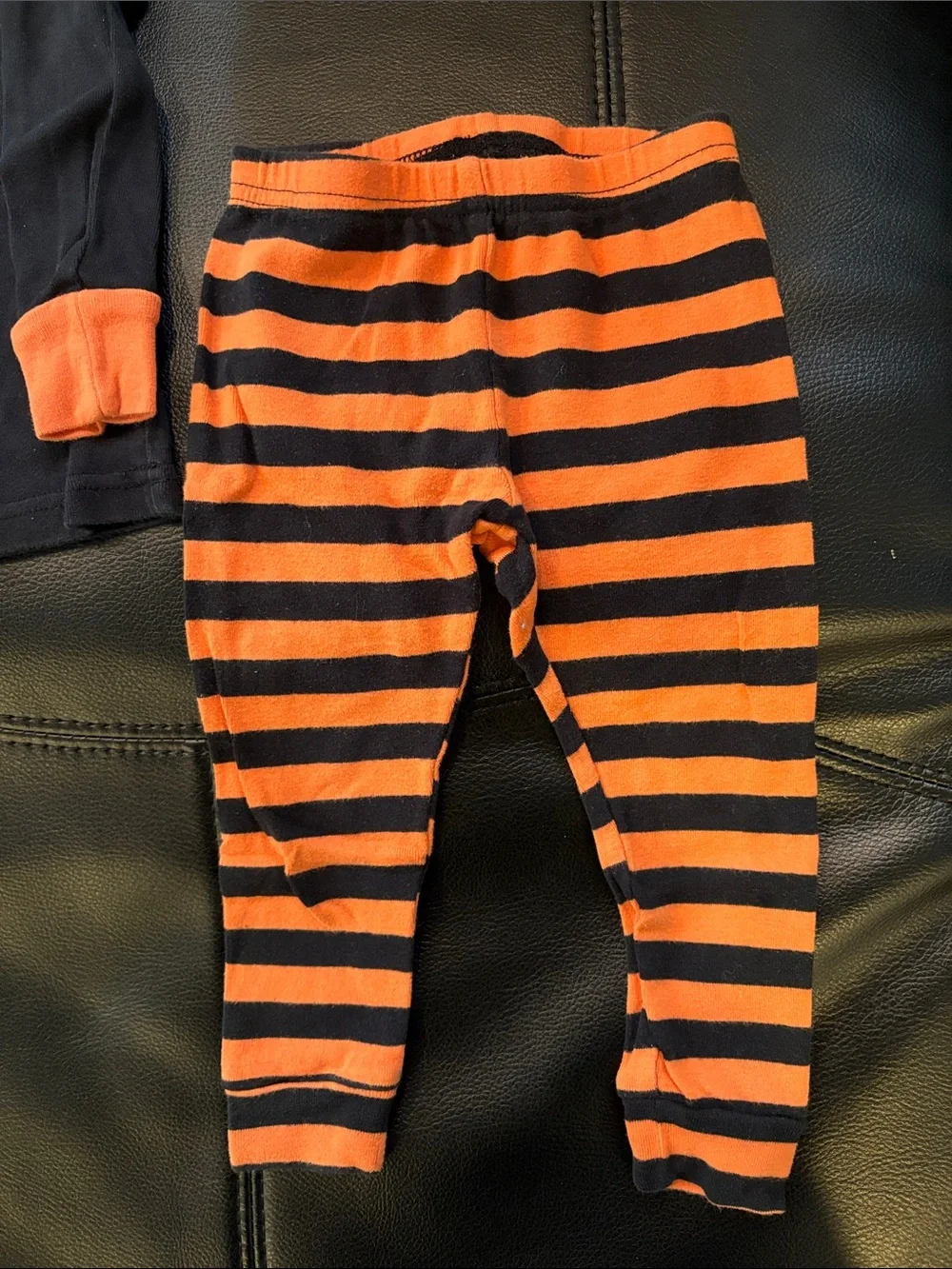 Carter’s 18M Halloween pajamas